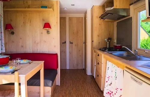 Sille-le-Guillaume Cabin | Roulotte - 2 Schlafzimmer 4 persons