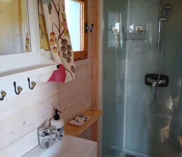 Preignan House | Roulotte du Touton avec jacuzzi