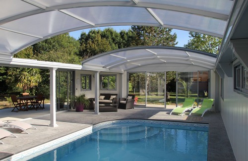 Doue-en-Anjou House | ROULOTTE GITE ACCESS JACUZZI PRIVATE AND COVERED HEATED SWIMMING POOL SAUMUR DOUE