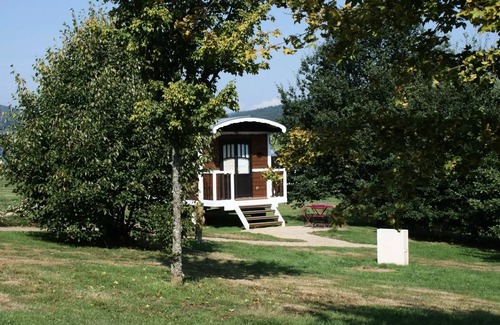 Chamberet Cabin | Roulotte Hotelier 4 persons