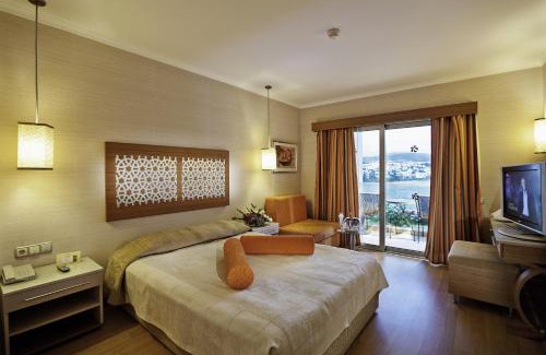 Bodrum City Center Resort | Royal Asarlik Beach Hotel
