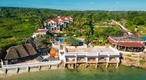 Bububu Hotel | Royal Cliff Zanzibar