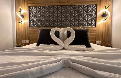Kultur Mahallesi Hotel | Royal Ezel Hotel