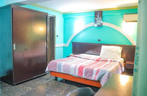 Cuvette Hotel | Royal Hôtel