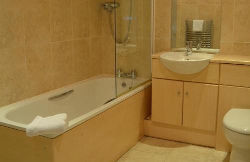 Cronberry Hotel | Royal Hotel