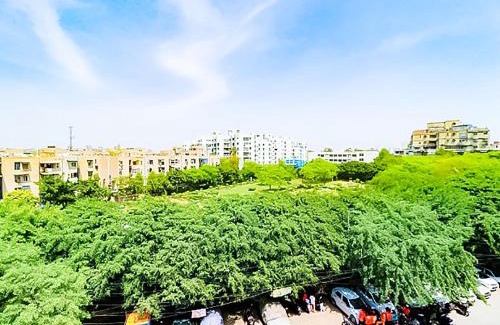 Delhi Bed & Breakfast | Royal In West Vinod Nagar