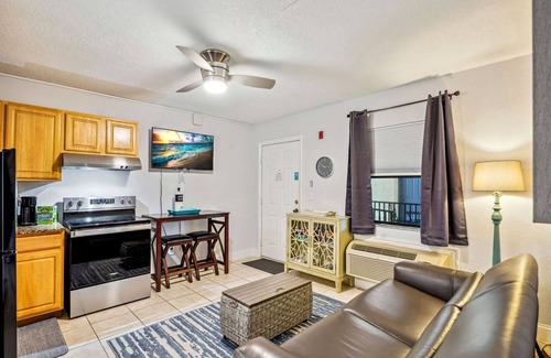 Redington Beach Condo | Royal Orleans 117 - Great value, first floor w/pool