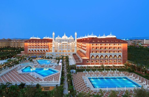 Side Hotel | Royal Taj Mahal Hotel