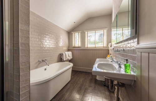 Royal Tunbridge Wells Hotel | Royal Wells Hotel