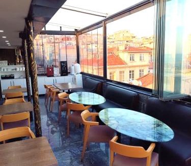 Beyazit Hotel | RoyalBoutique Hotel Anex B KayaRoyal - There is No Lift - All Coffees & Tea Free Of Charge At The Terrace Restaurant
