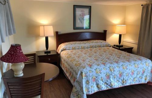 Hampton Hotel | Royale Coach Motor Lodge