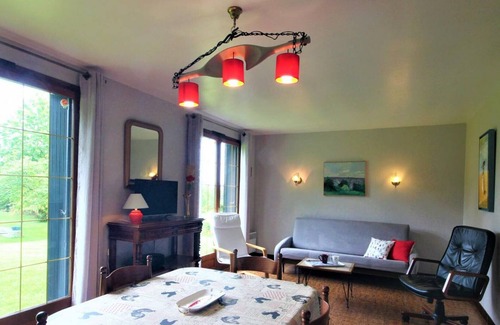 Royville House | Royville Inn, 2 bedrooms, sleeps 4
