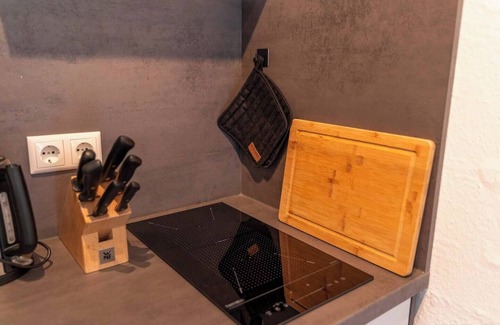 Magdeburg Apartment | RR | Studio Apartment 38 qm | Parking | Washer