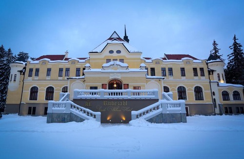Marianske Lazne Hotel | Rubezahl-Marienbad Luxury Historical Castle Hotel & Golf-Castle Hotel Collection