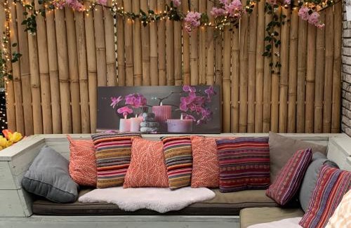 Den Ham Villa | Ruime Villa met Hottub Sauna en Gamesroom
