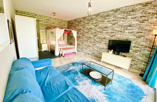 Baharu Apartment | RumahChantiqq Bayview, Port Dickson