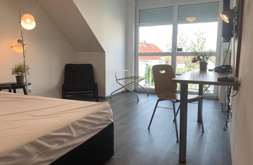 Hallbergmoos Apartment | Runa´s Aparthotel