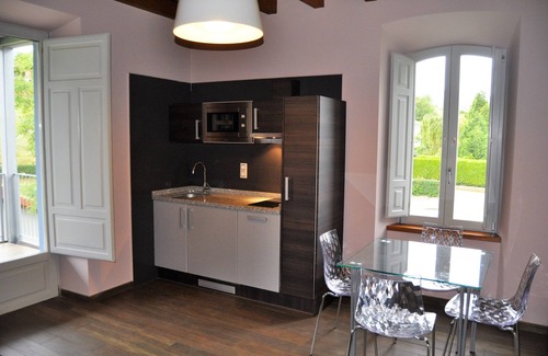 San Martin de Luina Cottage | Rural apartment Casona la Sierra for 4 people