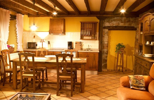 Cazanes Cottage | Rural apartment El Mirador de Cazanes for 4 people