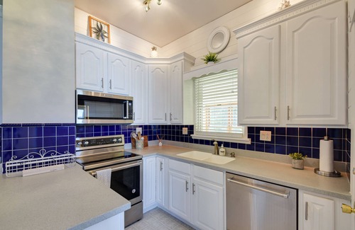 Biggsville House | Rural Biggsville Vacation Rental w/Porch