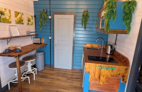 Moreton Cabin | Rural cosy cabin with log burner on the lowlands of the famous Malvern Hills.