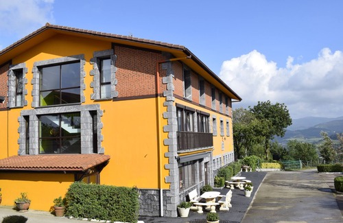 Usurbil Cottage | Rural house Caserío Ibarrola Txiki for 12 people.