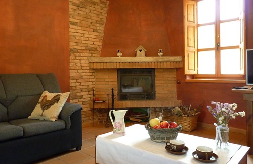 Matallana de Torio House | Rural house El Refugio de Valporquero. Isolated mansion in the middle of a nature reserve