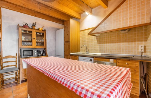 Savalla del Comtat House | Rural House 'Cal Xavier De Segura' with Private Pool, Private Garden and Wi-Fi