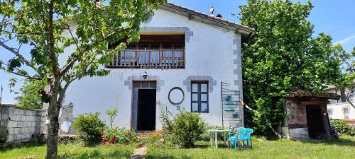Lezana de Mena House | Rural house