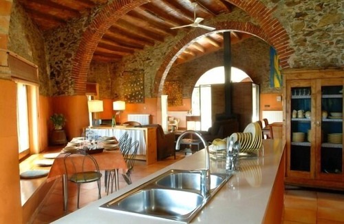 Garriguella Cottage | Rural house (full rental) Mas Hortus for 13 peopleOffers