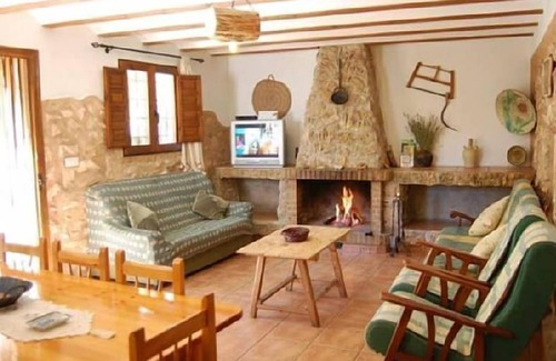 Nerpio Cottage | Rural house (full rental). For 8 people ideal for families.