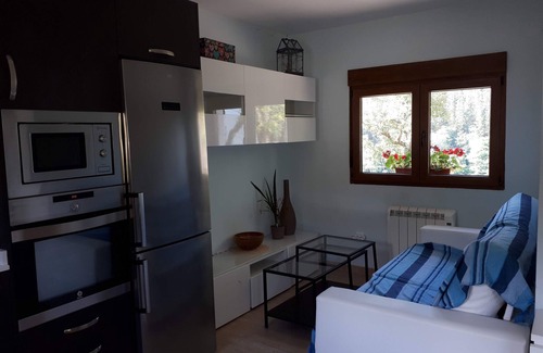 Igorre Cottage | Rural house with garden and terrace between two natural parks.