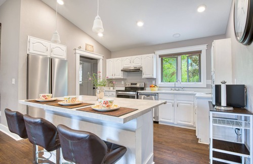 Ridglea Hills House | Rural life in the City of Boulder, easy access to trails and town.