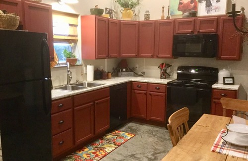 Mooresville House | Rural Missouri Gem! (NO CLEANING FEE)