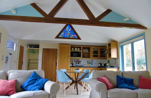Langton Green Cottage | Rural Retreat with glorious views, I hour from London. 4* Gold Visit England