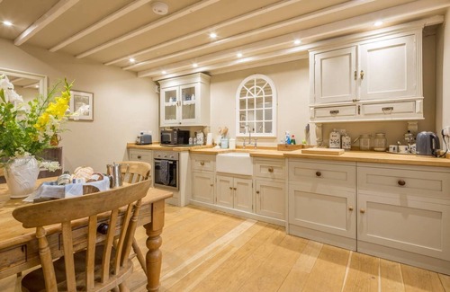 Baldock House | Rural retreat in Hertfordshire near the idyllic medieval village of Ashwell