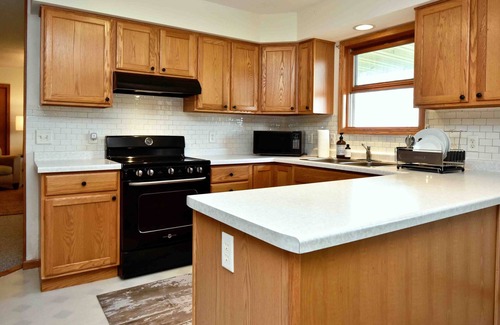 Winona House | Rural Winona Co. Guest House Getaway: Relax and Enjoy the Simple Things in Life