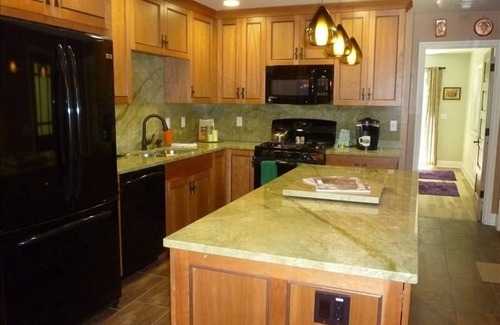 Guerneville House | Russian River Gem in the Wine Country Close to Ocean and Spas.