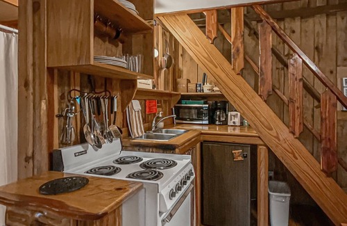 Bruno Cabin | Rustic 2-bedroom cabin near Buffalo River National Park - Morning Star Cabin