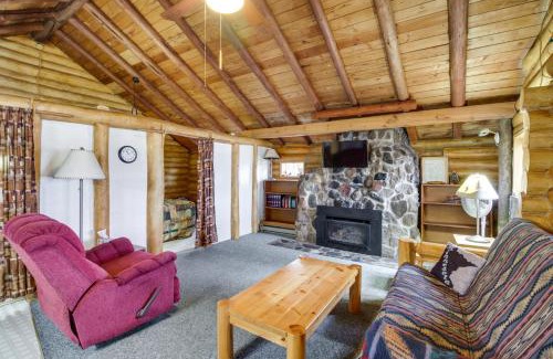 Puposky Apartment | Rustic Bemidji Cabin with Boat and Lake Access!