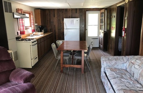 Barbeau Cabin | Rustic cabin on the St. Mary's River
