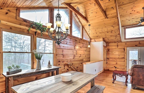 Canton Cottage | Rustic Cabin w/ Mountain Views & Private Deck!