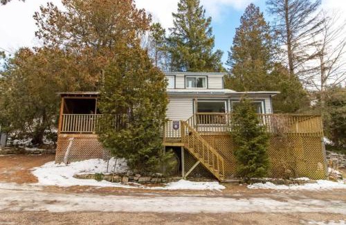 Baie-St-Paul Ski Chalet | Rustic chalet with VIEW and SPA