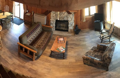 Wetmore Cottage | Rustic Cottage on lake Swim,Fish,boat,Fireplace,Pictured Rocks!