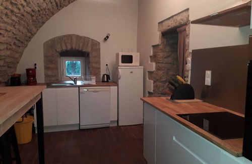 Pierrefiche House | Rustic Holiday Home in Saint-Geniez-d'Olt with a Garden