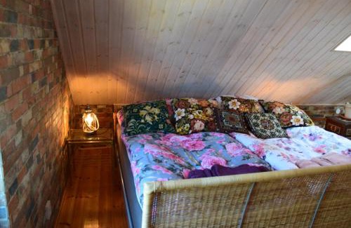 Lovestad Apartment | RUSTIC MAID´S ROOM