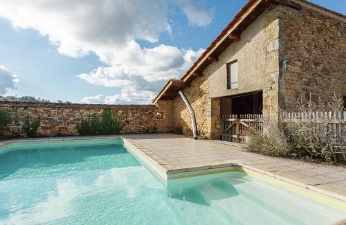 Loubejac House | Rustic Retreat for Families
