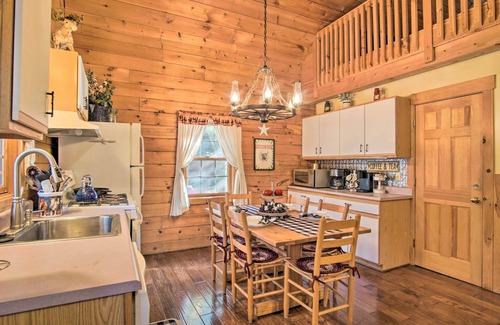 Oceana County Cabin | Rustic Rothbury Cabin w/Resort Amenity Access!
