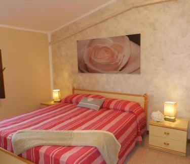 Vanon Apartment | RUSTICO PARK DELLE ROSE - Regarda Travel