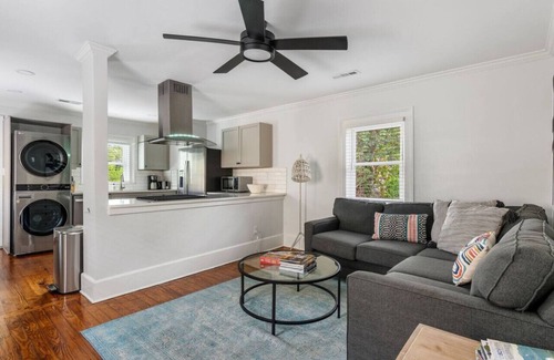 Westside Apartment | Rutledge Ave - Renovated 2 Bed Home - Downtown!